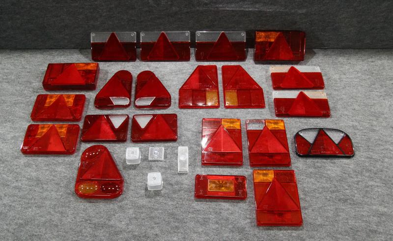Cabochons de toutes marques pour remorque