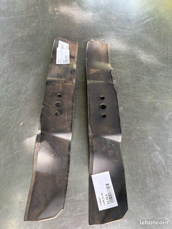 2x Lame 390 mm mulching Husqvarna R422TS / PR17 – Réf. 1108347 – Neuve