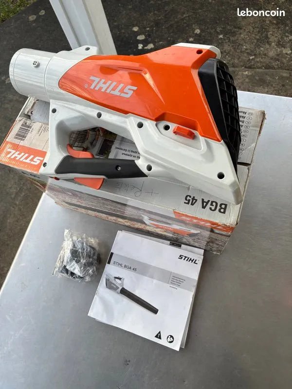 Gebrauchter STIHL BGA 45 Akku-Laubbläser in sehr gutem Zustand, ohne Düse