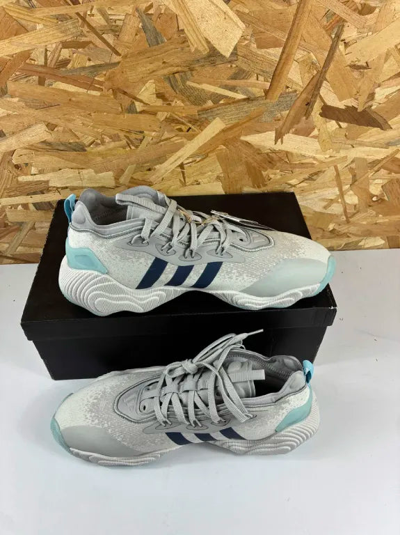 Baskets Adidas Trae Young 3 – Chaussures Basketball Homme – 44 2/3