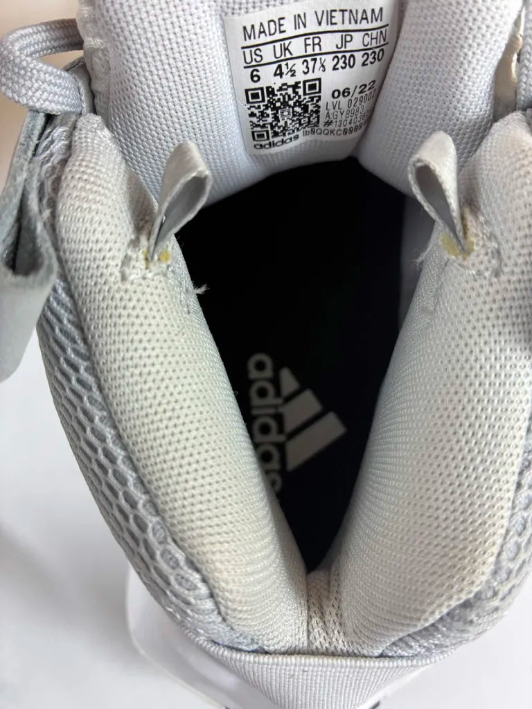 Chaussures Basketball Adidas Exhibit B WMNS Mid Femme – 37 1/3 – GY8983