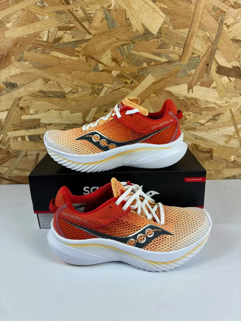 Chaussures Running Saucony Kinvara 14 Femme – 38 – S10823-139