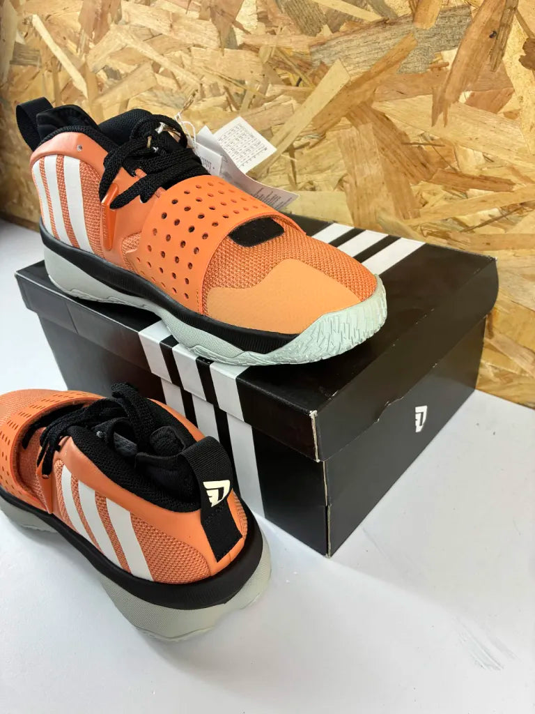 Chaussures Basketball Adidas Dame 8 EXTPLY Homme – 40 2/3 – IF1515