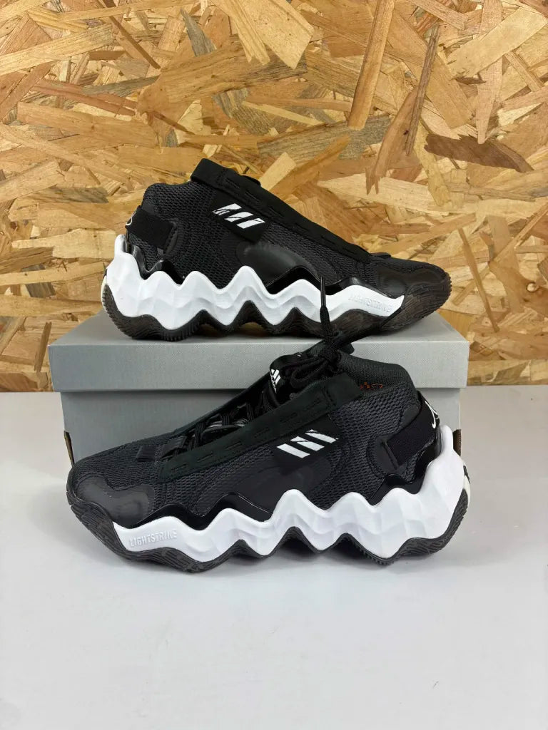 Chaussures Basketball Adidas Exhibit B Candace Parker Femme – 38 – GZ2349