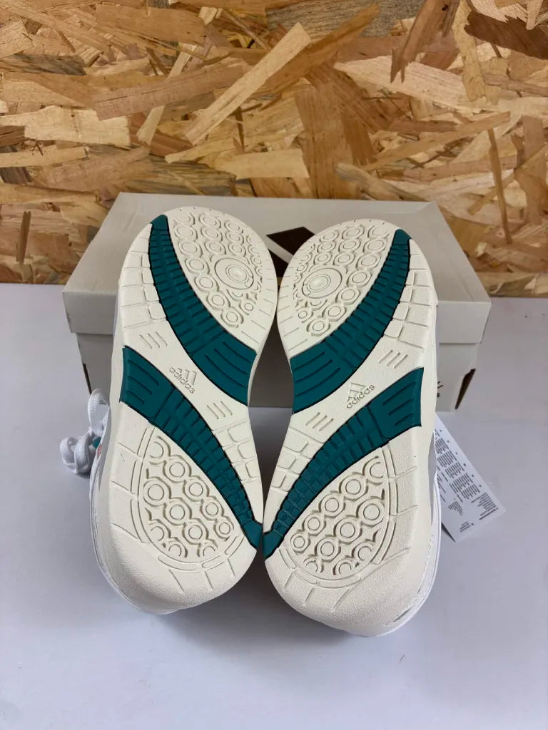 Chaussures Basketball Adidas Midcity Low Homme – 39 1/3 – ID5403