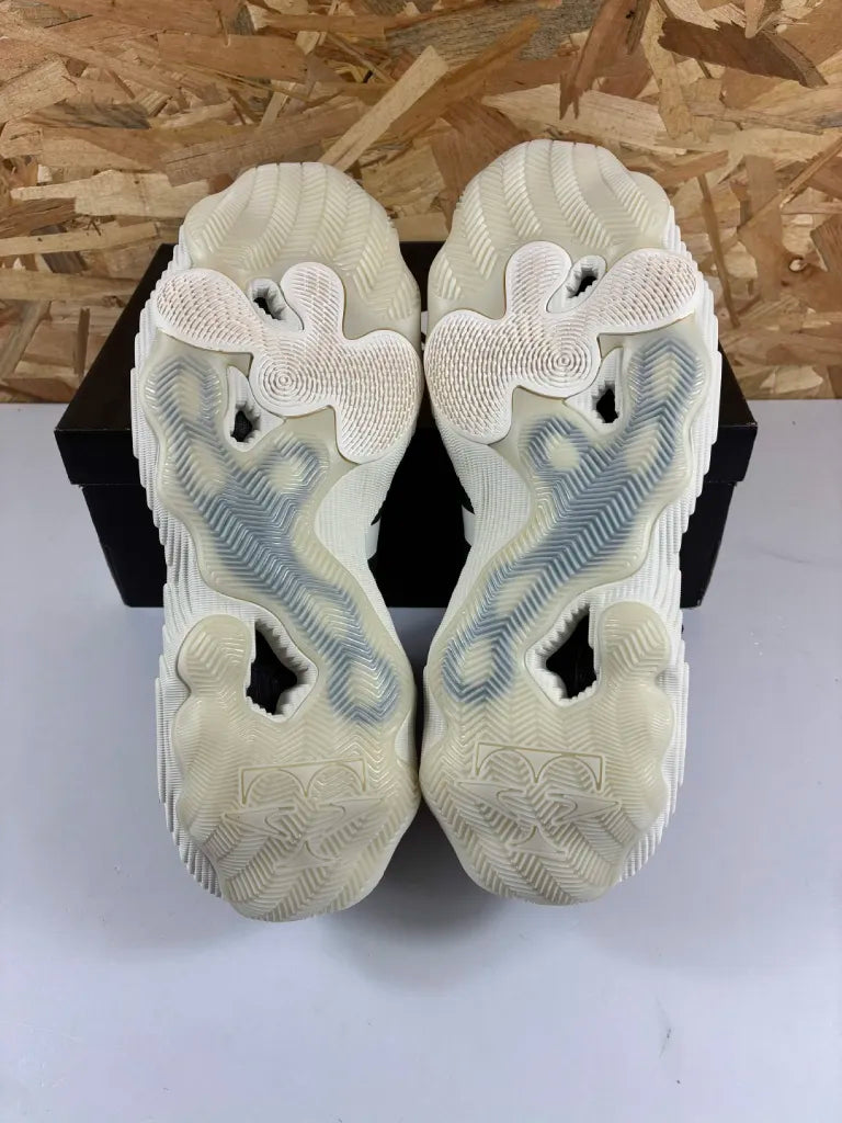 Chaussures Basketball Adidas Trae Young 3 Homme – 47 1/3 – IE9362