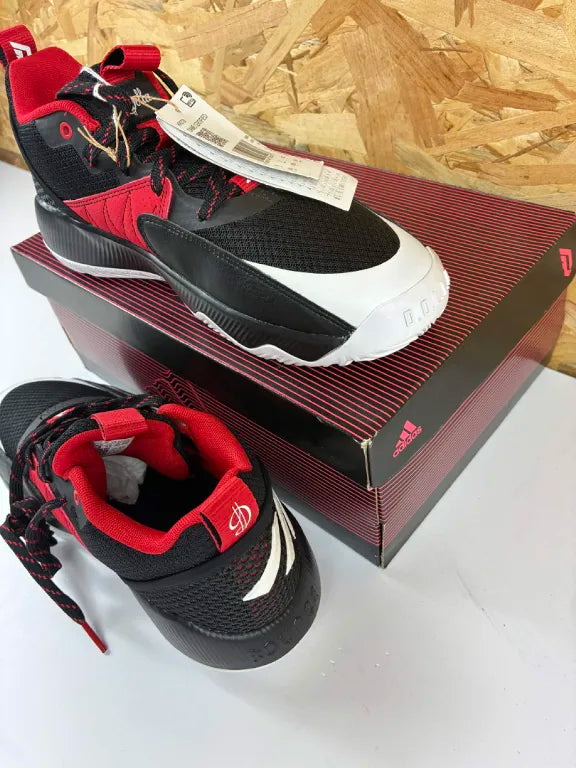 Chaussures Basketball Adidas Dame Certified Homme – 42 – HR0728