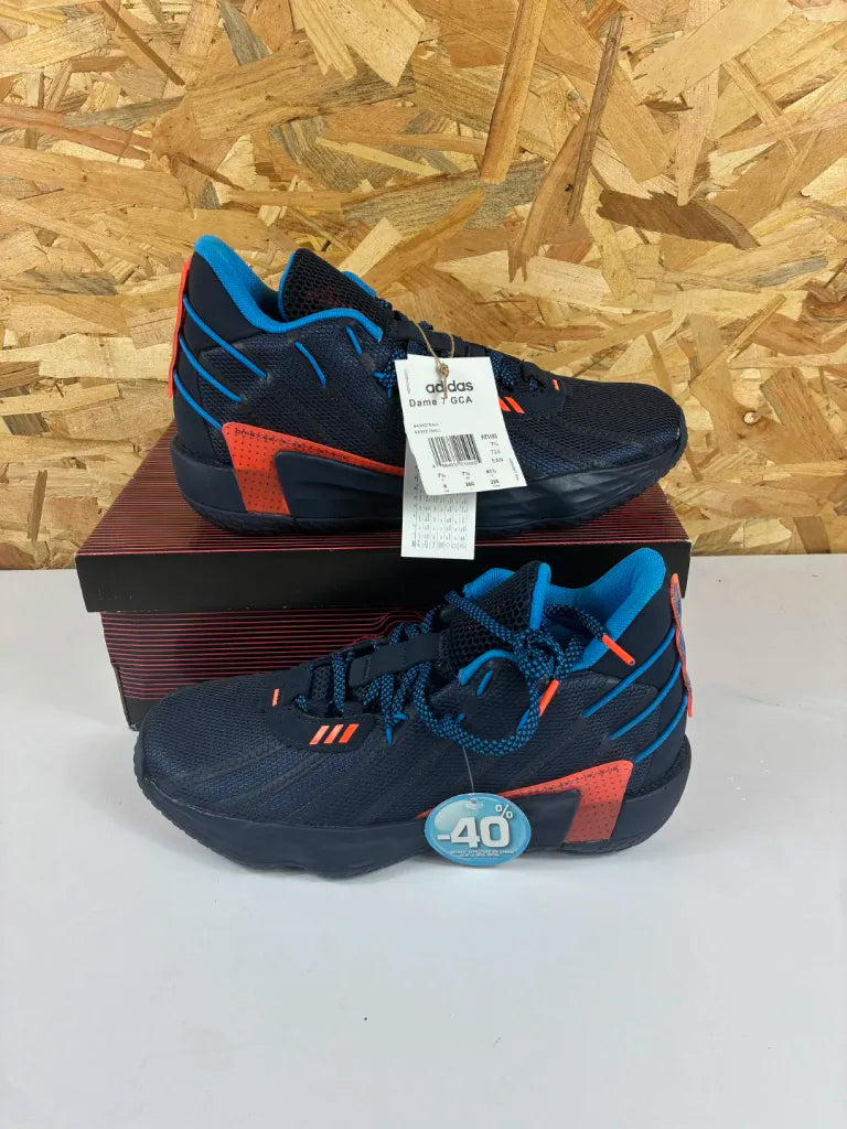 Chaussures Basketball Adidas Dame 7 GCA Homme – 41 1/3 – FZ1103