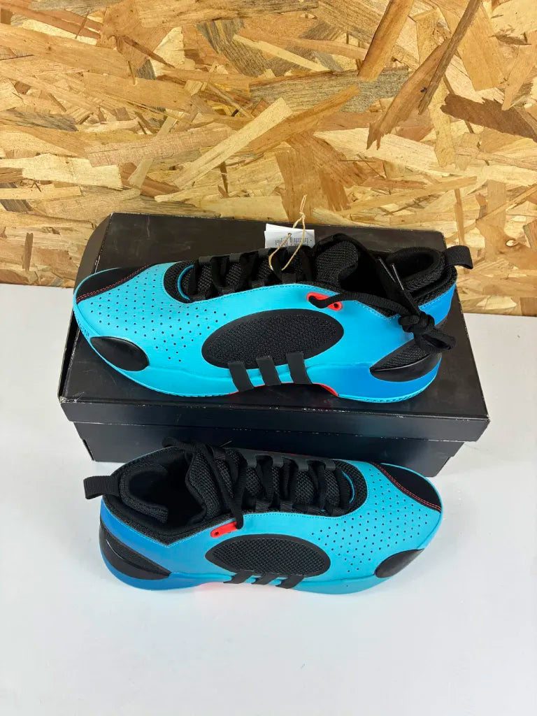 Adidas D.O.N. Issue 5 Homme – Chaussures de Basketball – 45 1/3 – IE8325