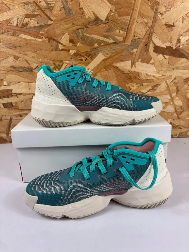 Adidas D.O.N. Issue 4 J Enfant 36 2/3 – Chaussures de Basketball HQ3448