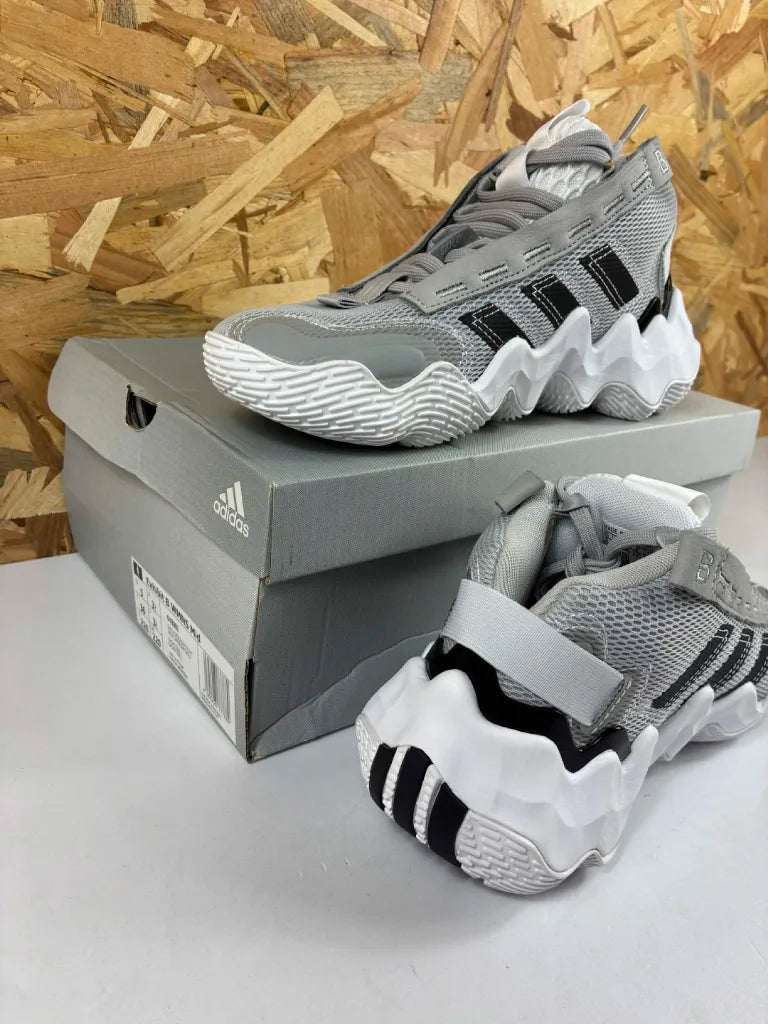 Adidas Exhibit B WMNS Mid Femme 36 – Chaussures de Basketball GY8983