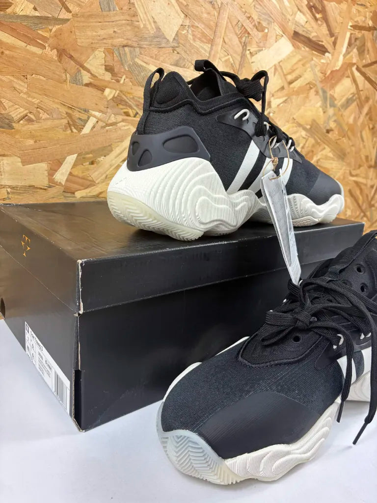 Adidas Trae Young 3 Homme 40 – Chaussures de Basketball IE9362