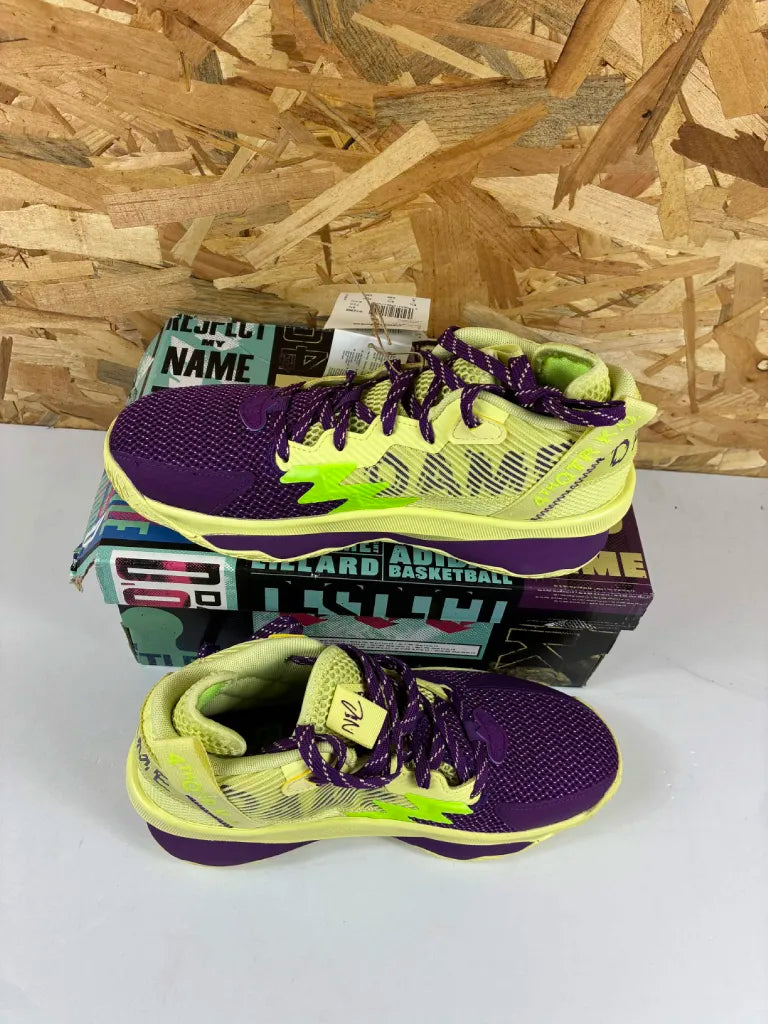 Adidas Dame 8 J Enfant 38 2/3 – Chaussures de Basketball GY2906