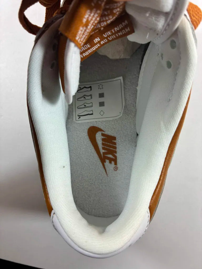 Baskets Nike Dunk Low QS FQ6965-700 – 40 EU