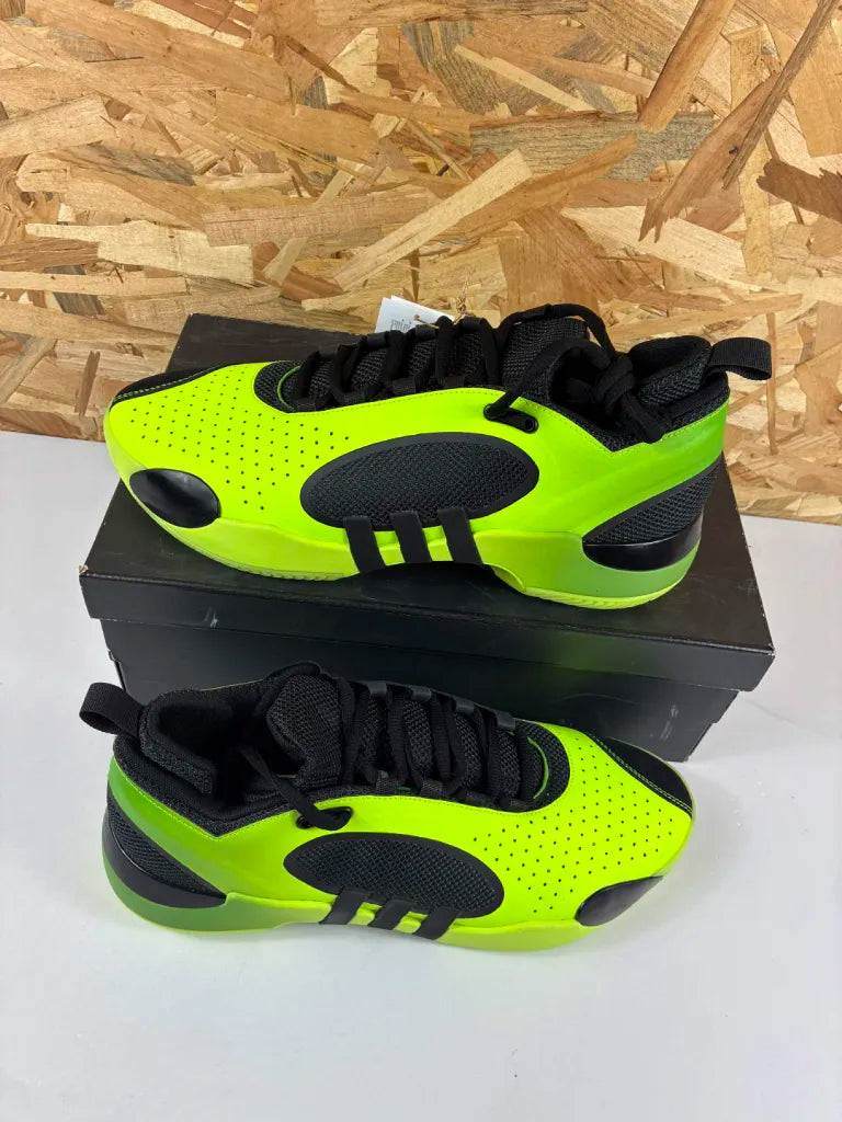Chaussures de Basketball Homme Adidas D.O.N. Issue 5 IE7801 – 46 2/3