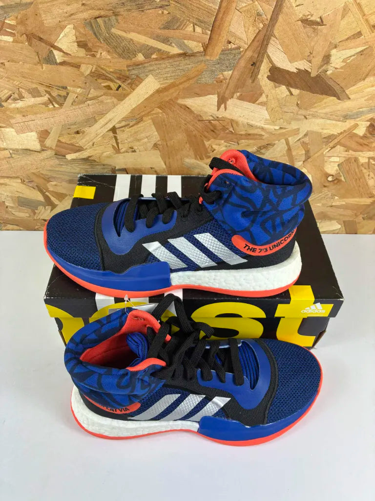 Chaussures de Basketball Homme Adidas Marquee Boost G27738 – 41 1/3