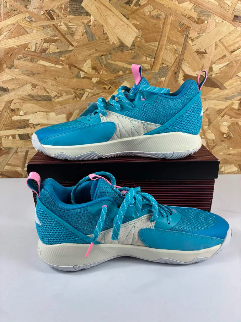 Chaussures de Basketball Homme Adidas Dame Certified GV9587 – 47 1/3