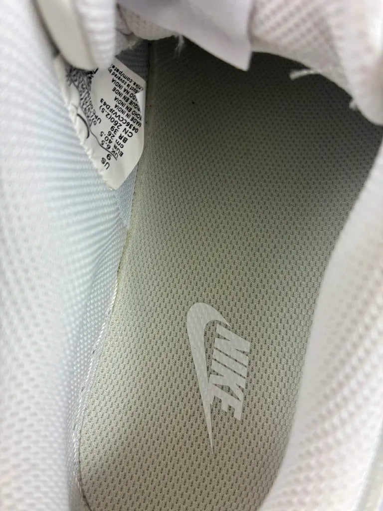 Baskets Nike Gamma Force Femme Blanc – 40,5 – DX9176-103
