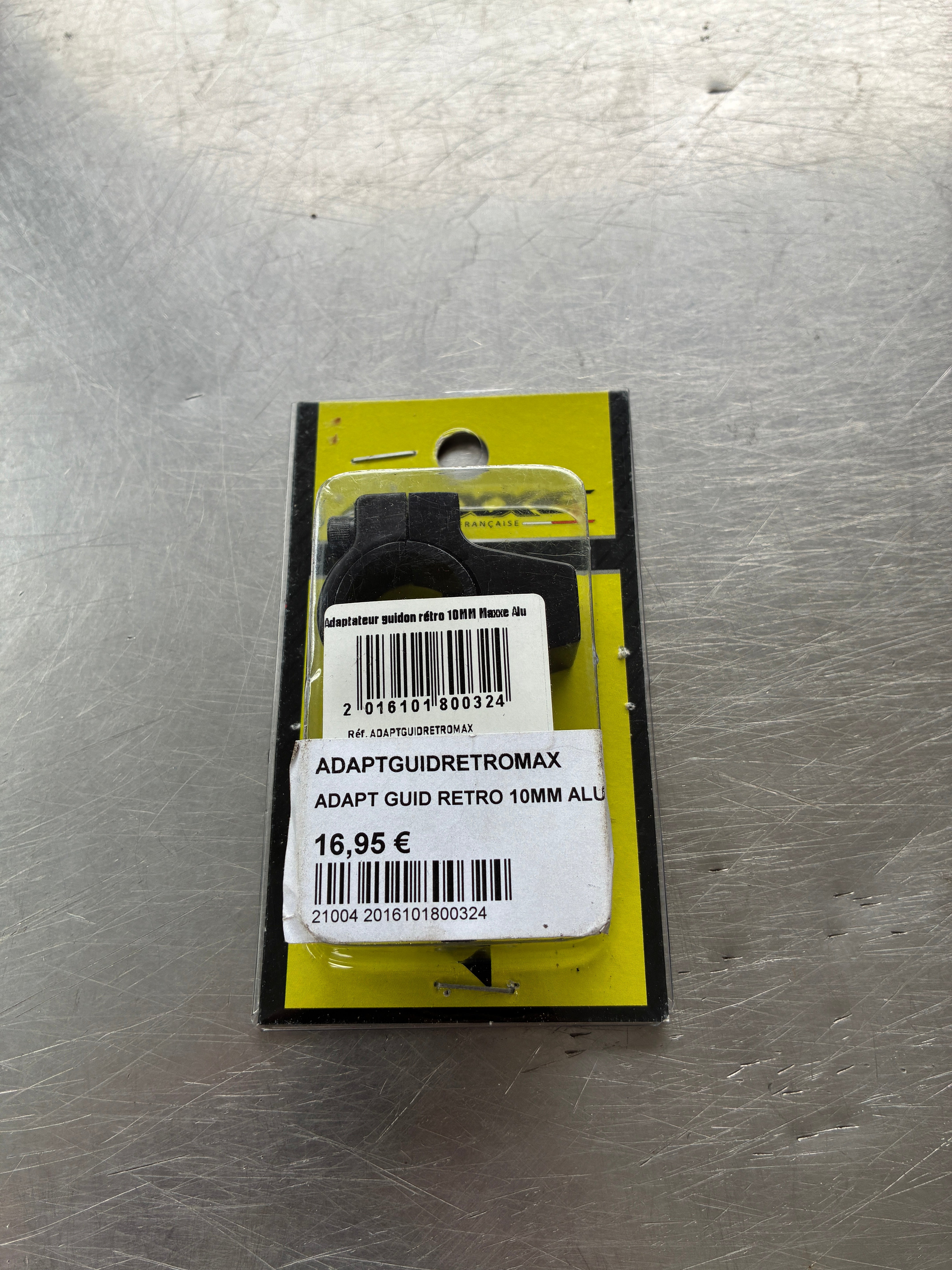 Adaptateur rétroviseur MAXXE guidon 10 mm – Ref. ADAPTGUIDRETROMAX – Aluminium