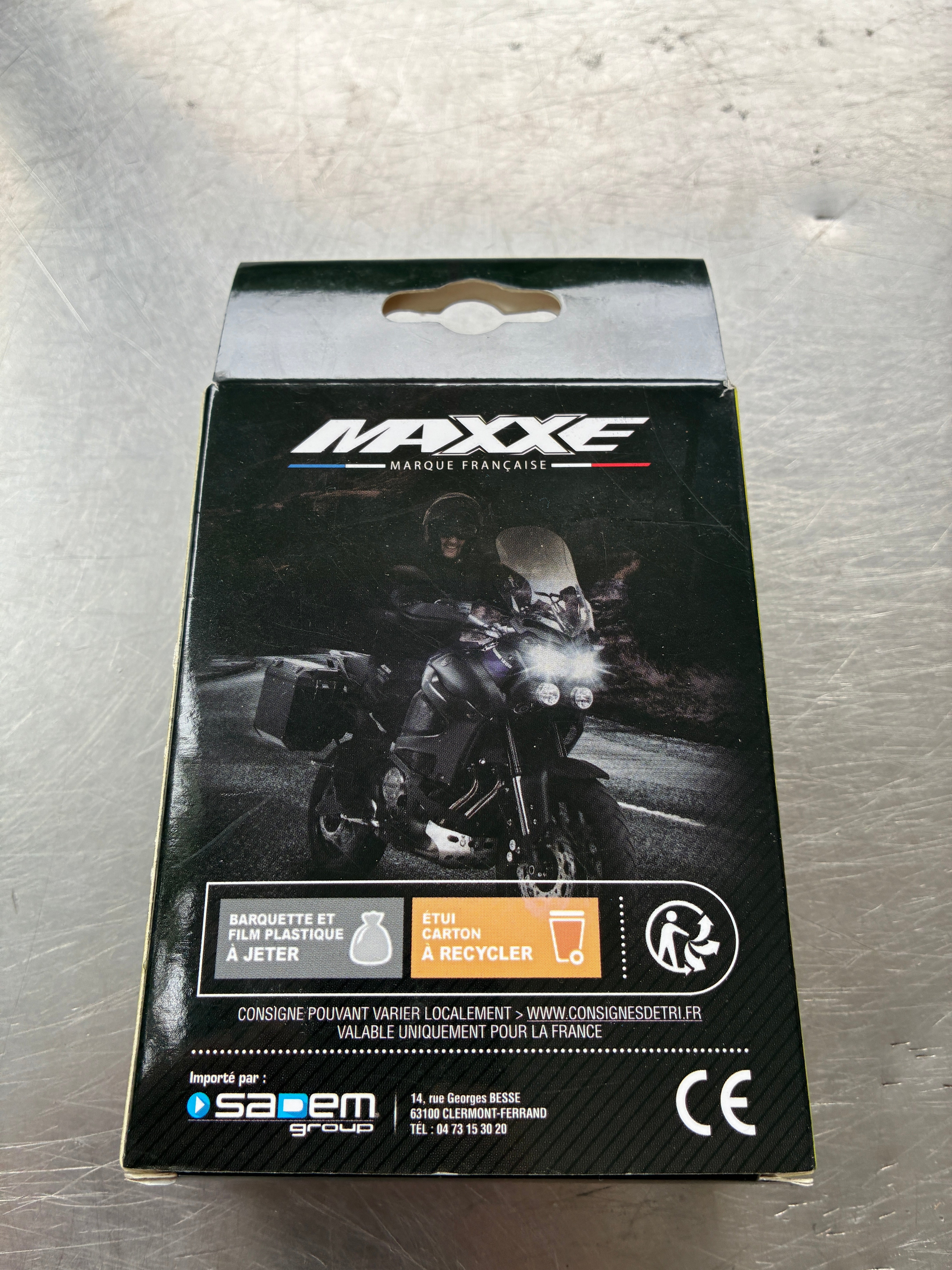 Éclairage LED plaque d'immatriculation MAXXE articulé – Ref. LEDPLAQARTICULEMAXXE