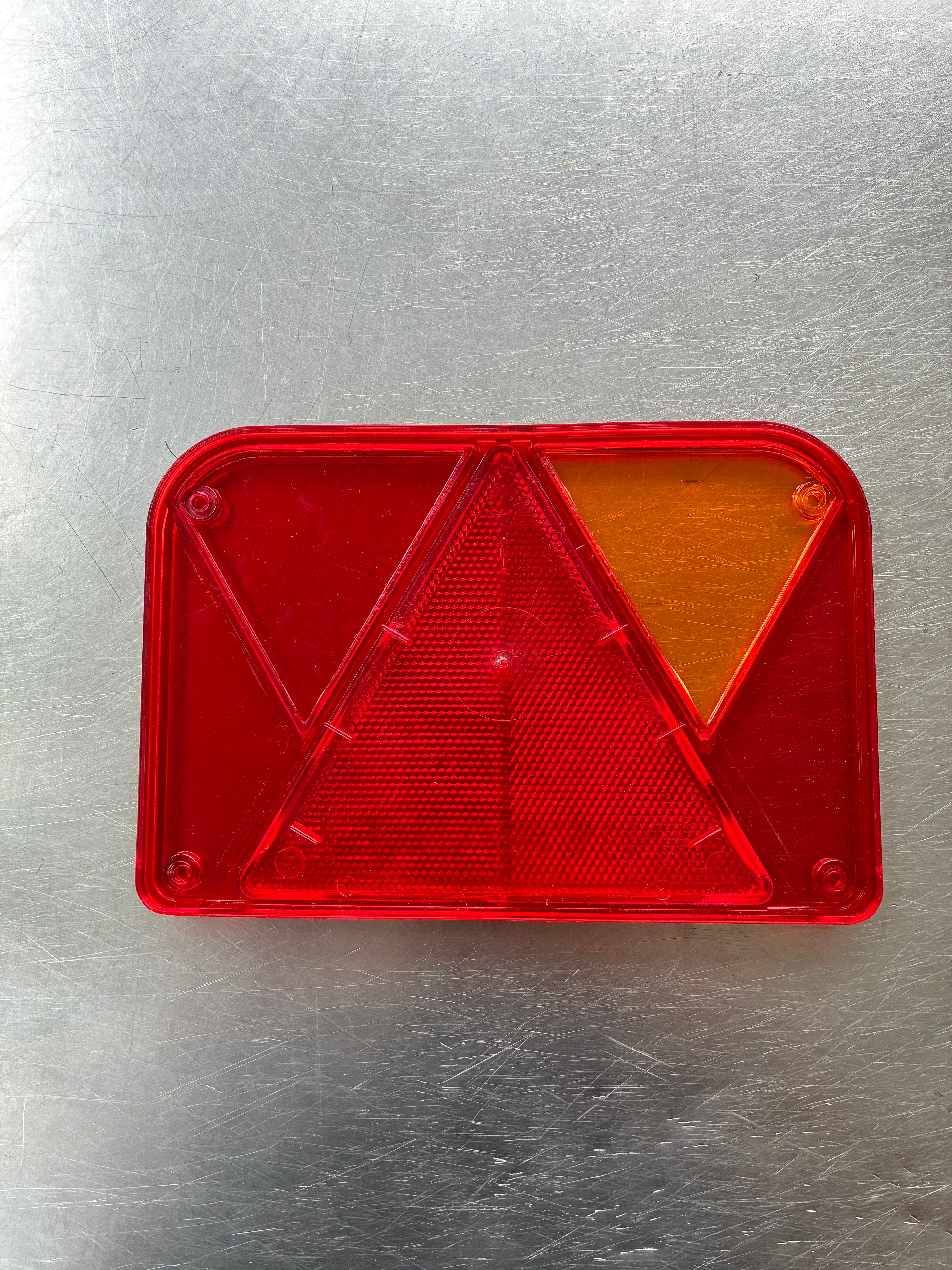 Cabochon feu remorque UNITRAILER DPT35 gauche – Réf. DPT35GC – Neuf