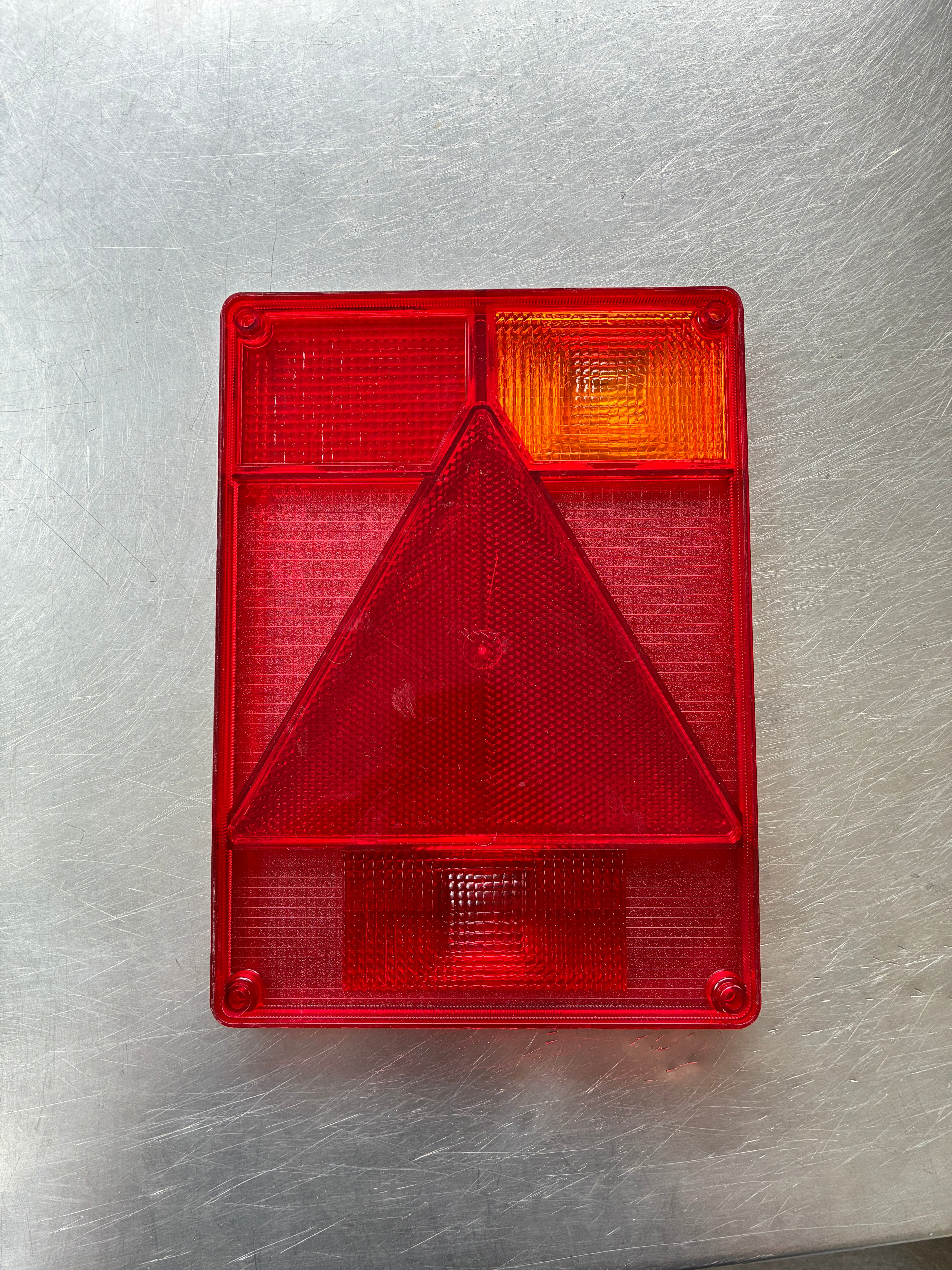 Cabochon feu remorque RADEX 6800 gauche vertical – Réf. 3449 – Neuf