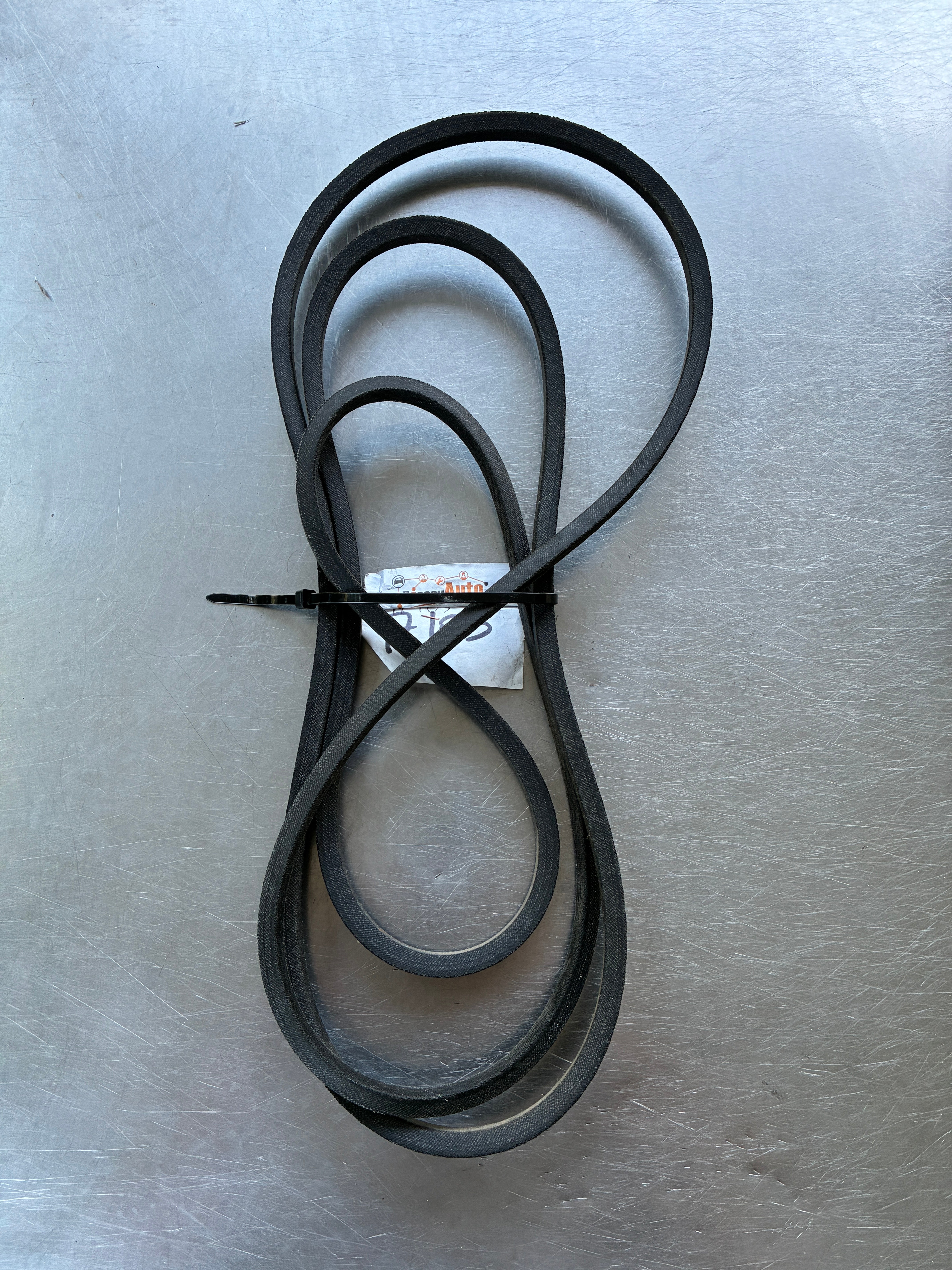Courroie avance tondeuse autoportée Staub / Oléo-Mac SATR 18H – Réf. N272731225