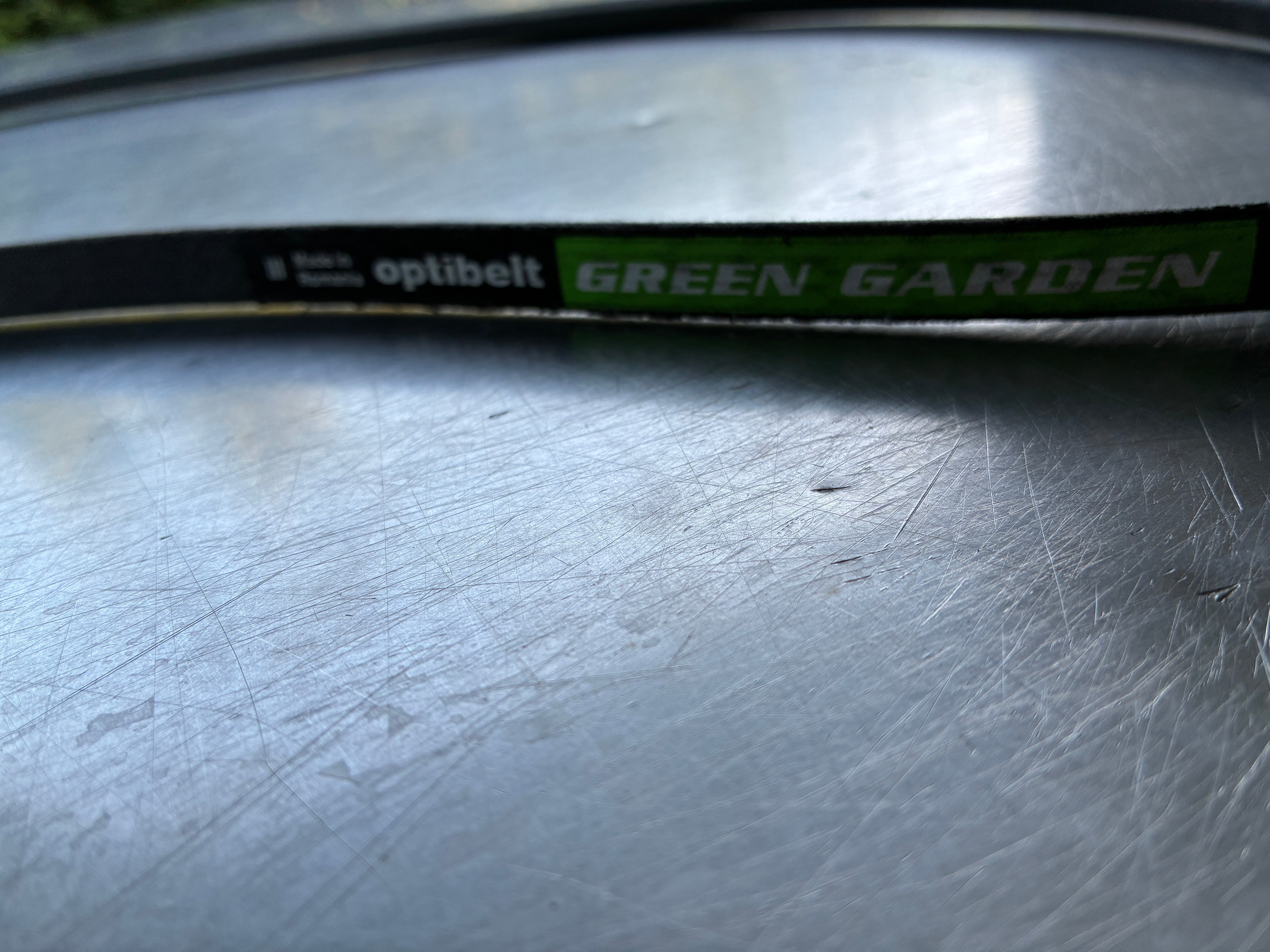 Courroie adaptable Optibelt LG2000054 – Profil A/13 – Longueur 1422 mm