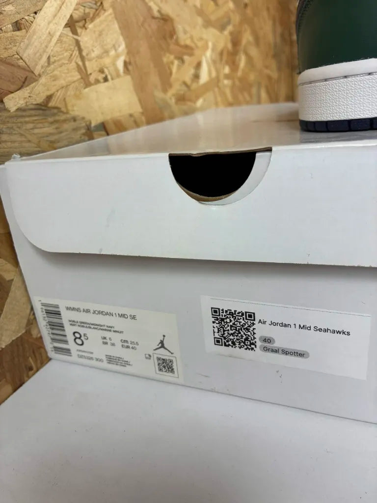 Air Jordan 1 Mid SE Seahawks Femme Vert Bleu Marine – 40