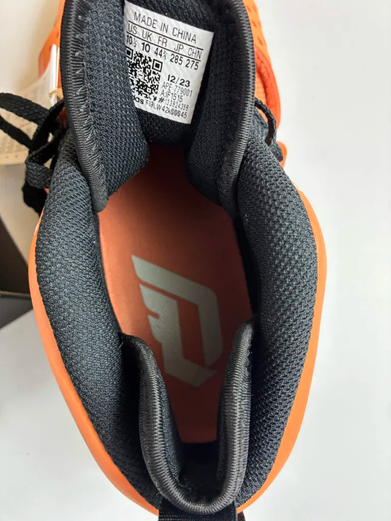 Baskets Adidas Dame 8 Extply – Chaussures Basketball Homme – 44 2/3