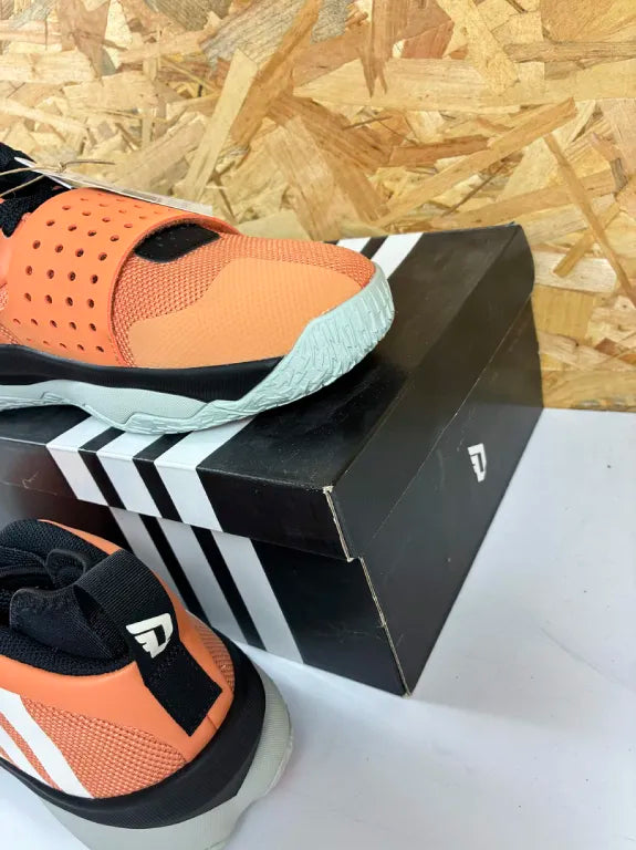 Baskets Adidas Dame 8 Extply – Chaussures Basketball Homme – 46