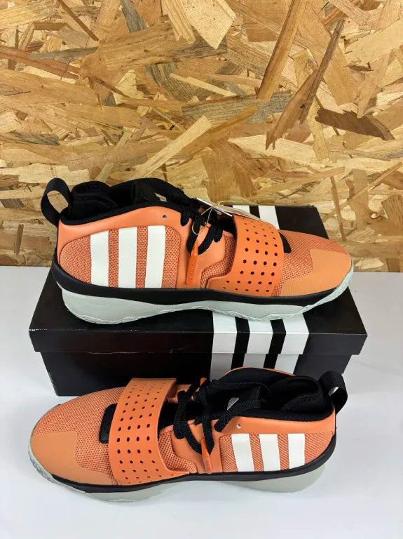 Baskets Adidas Dame 8 Extply – Chaussures Basketball Homme – 46