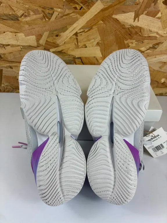 Baskets Adidas D.O.N. Issue 4 J – Chaussures Basketball Enfant – 36
