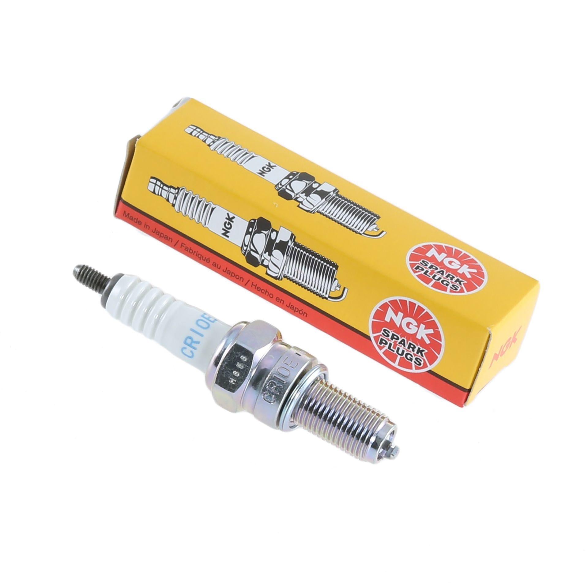 Bougie NGK CR10E Standard culot long 10 mm compatible moto