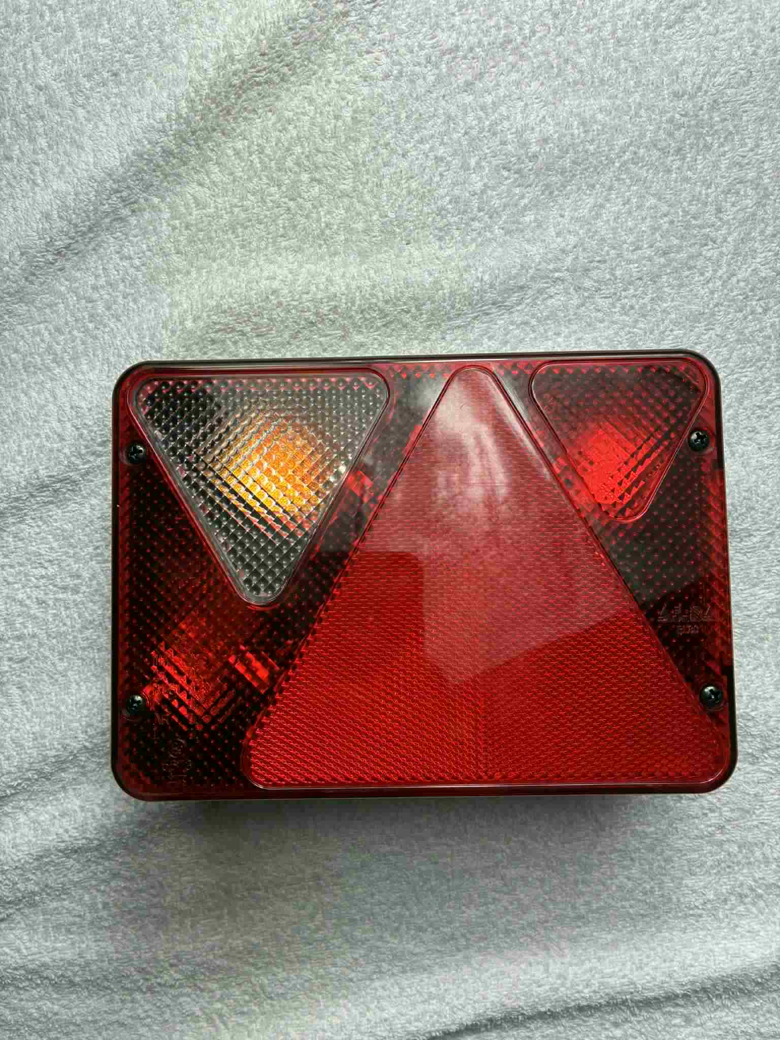 Feu arrière gauche 6 fonctions 190 mm pour remorques ERDE et Feu Vert