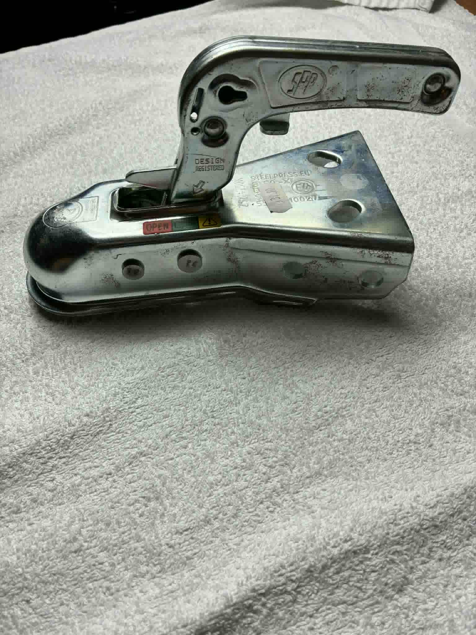 Tête d’attelage ZSK-750K ISO 50 750kg remorque Lider Forme V Réf 0906029