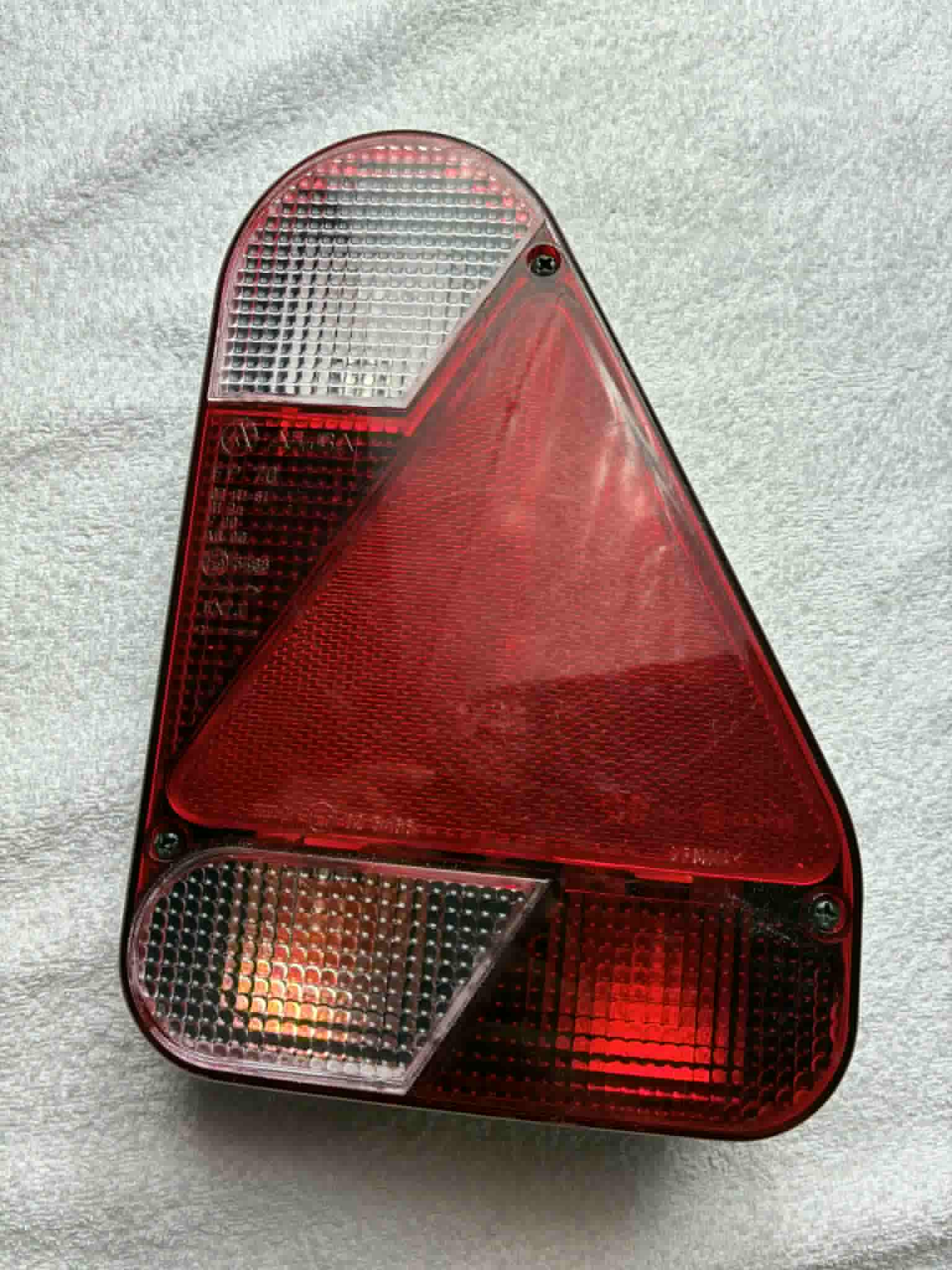 Feu 5 fonctions AJBA droit vertical pour remorque ERDE EXPERT PLM F NF