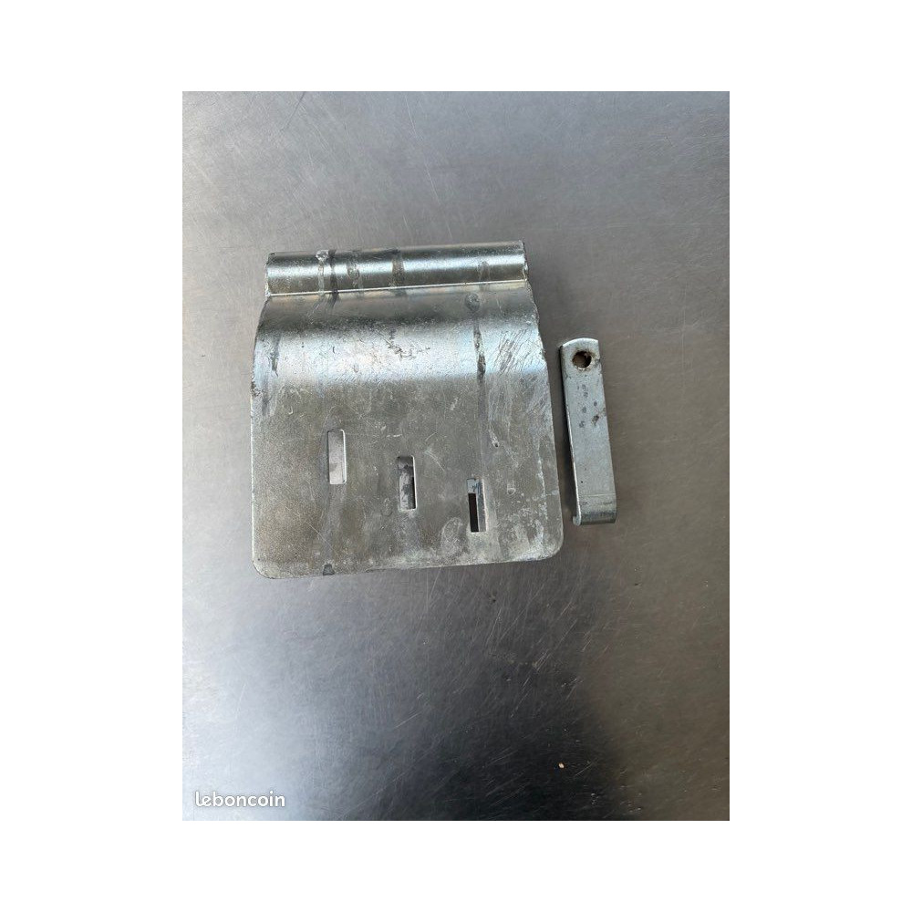 Antivol remorque acier galvanisé pour tête d’attelage SANS cadenas