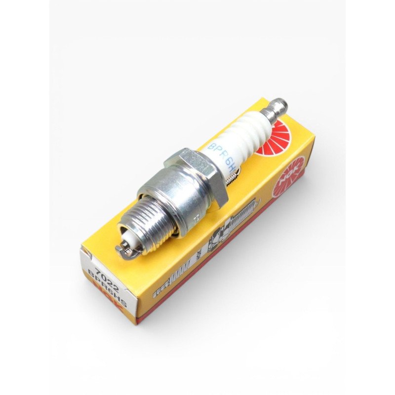 NGK-Zündkerze BPR6HS für Motorräder, Motorroller und Motorgeräte