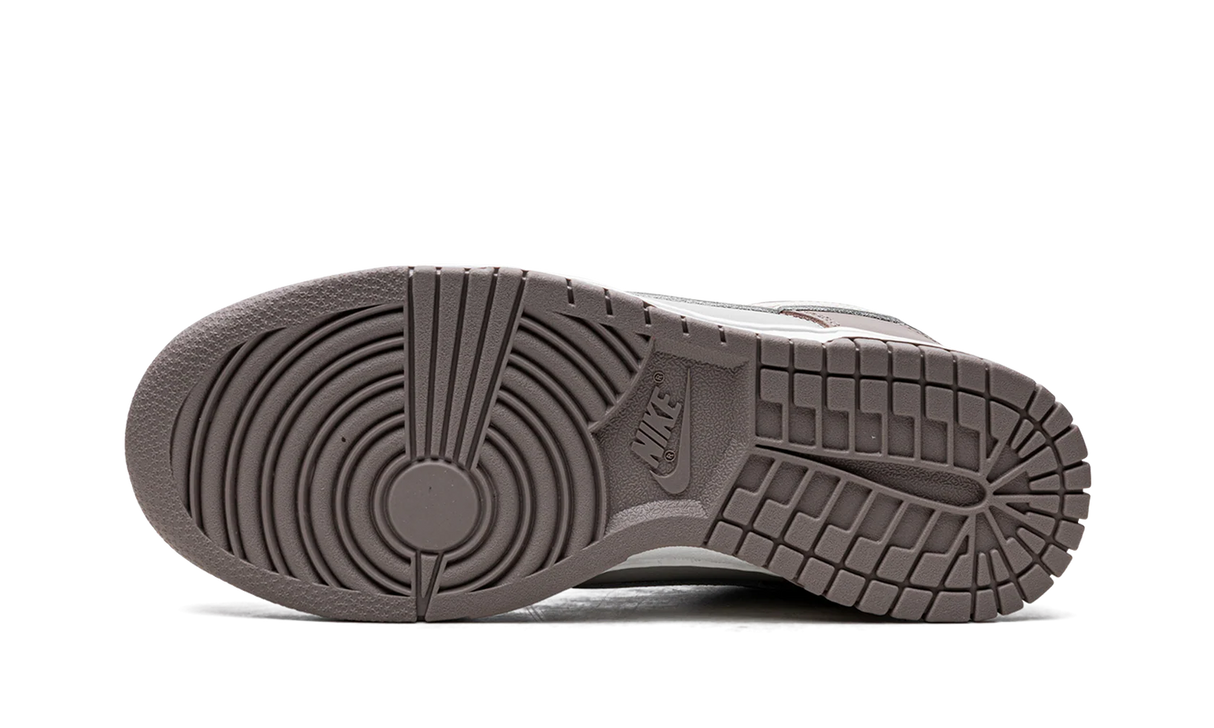 Nike Dunk Low FD0792-001 Moon Fossil 41 Sneakers 