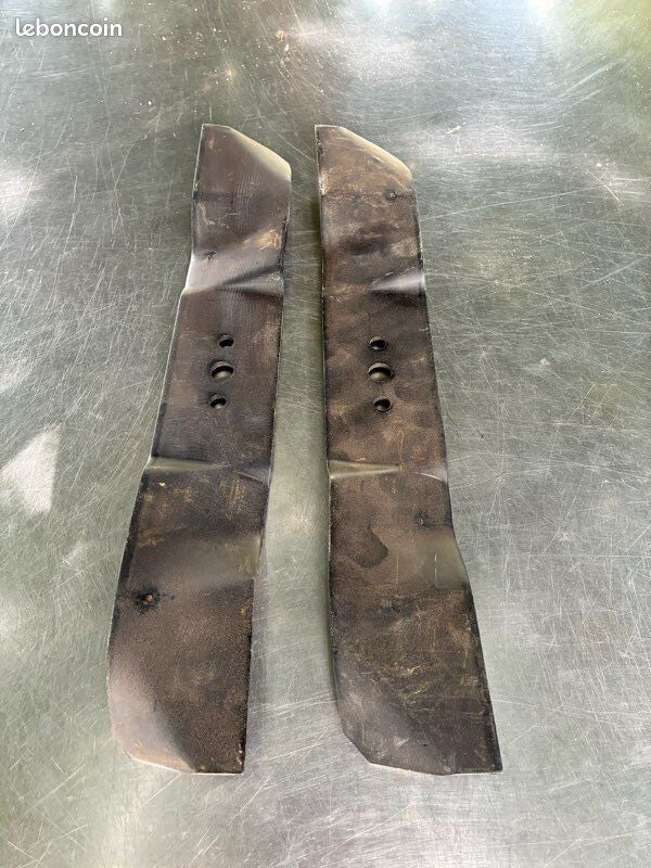 2x Lame 390 mm mulching Husqvarna R422TS / PR17 – Réf. 1108347 – Neuve