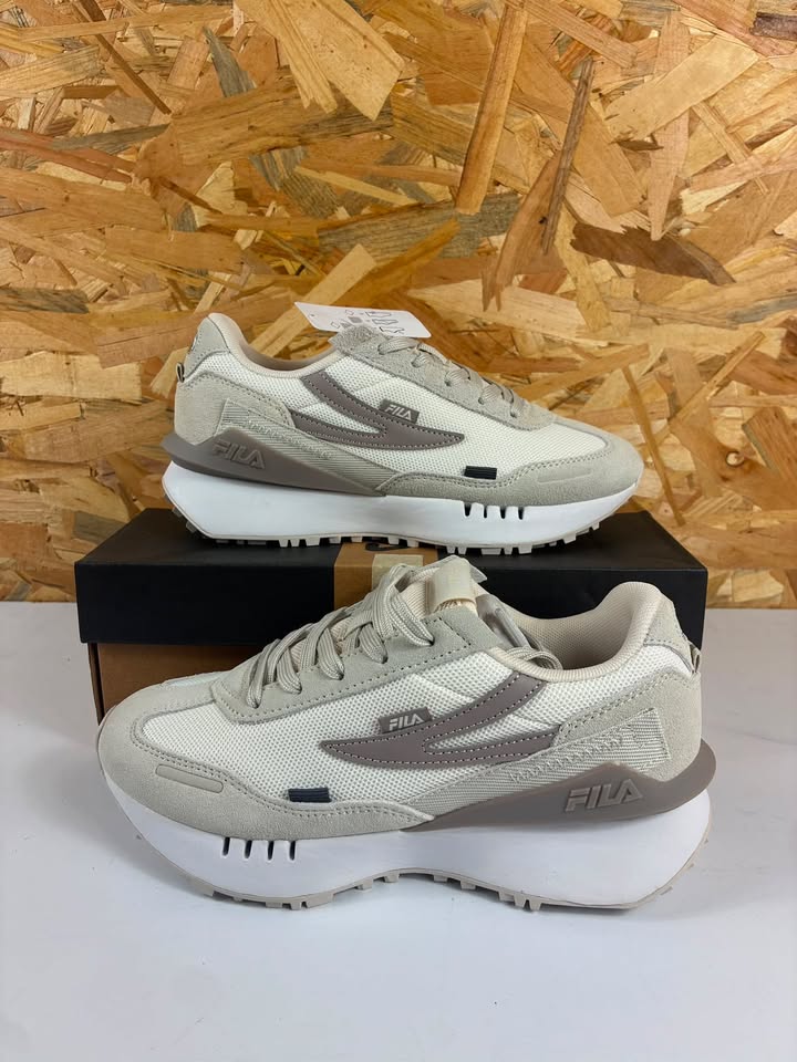 Baskets Fila Levonte Junior 38 Blanc Cassé