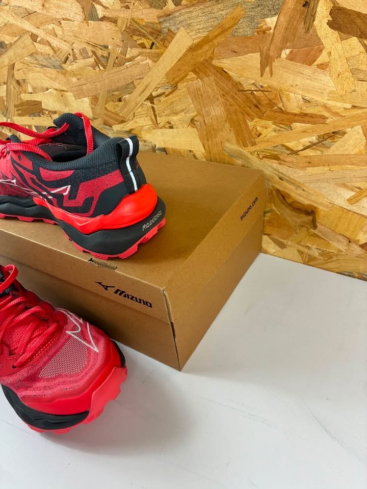 Chaussures running Mizuno Wave Daichi 8 Femme 38,5