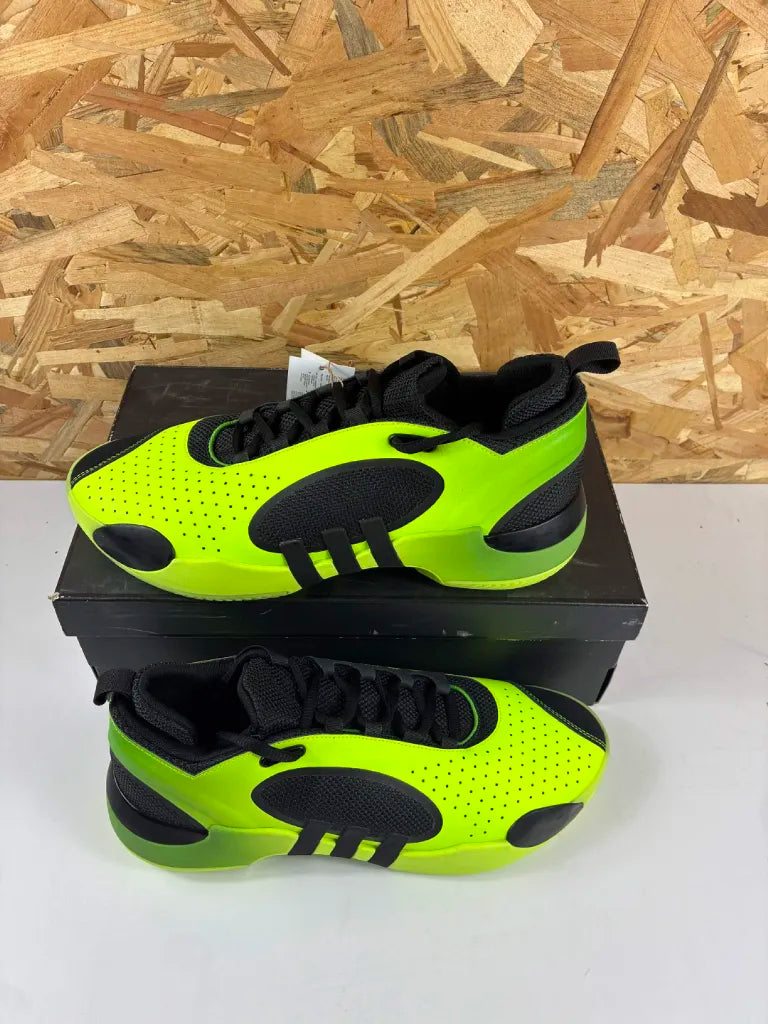 Baskets Adidas D.O.N. Issue 5 – Chaussures Basketball Homme – 46