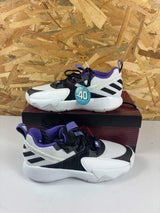 Chaussures Basketball Adidas Dame Certified Homme – 40 2/3