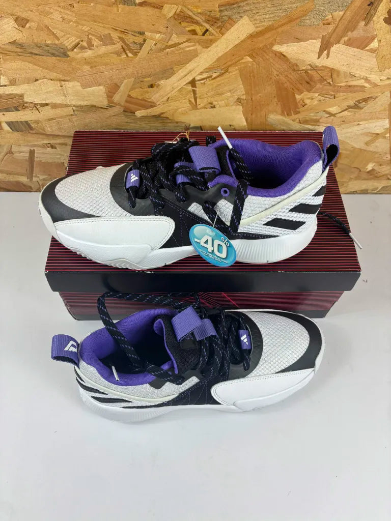 Chaussures Basketball Adidas Dame Certified Homme – 40 2/3