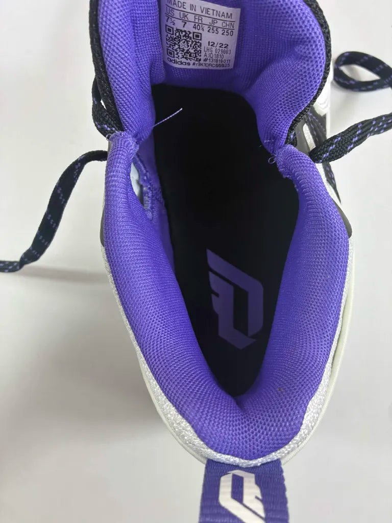 Chaussures Basketball Adidas Dame Certified Homme – 40 2/3