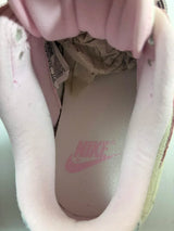 Baskets Nike Dunk Low LX Femme – 36,5 – Carton abîmé