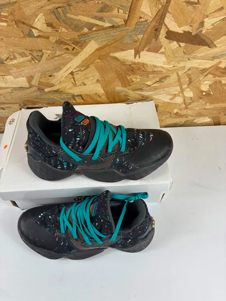 Baskets Adidas Harden Vol. 4 Homme – 39 1/3 – EF9924
