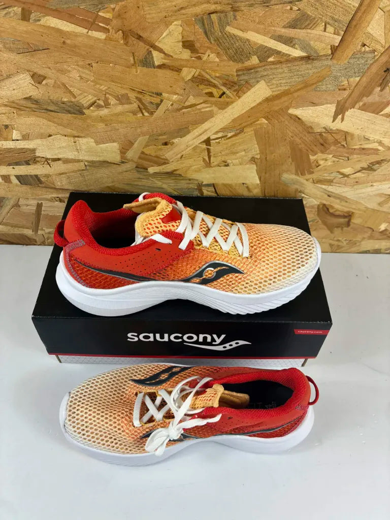 Chaussures Running Saucony Kinvara 14 Femme – 38 – S10823-139